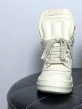 Load image into Gallery viewer, Children shoes
