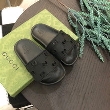 Load image into Gallery viewer, Children sandals
