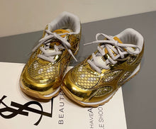 Load image into Gallery viewer, Children shoes gold
