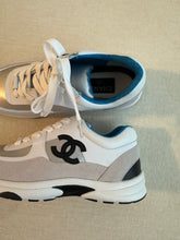 Load image into Gallery viewer, Mommy shoe
