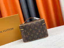 Load image into Gallery viewer, Mommy bag
