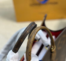 Load image into Gallery viewer, Mommy bag
