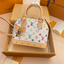 Load image into Gallery viewer, Mommy bag
