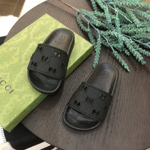 Load image into Gallery viewer, Children sandals
