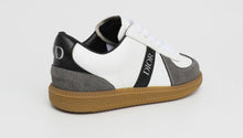 Load image into Gallery viewer, Children shoes
