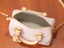 Load image into Gallery viewer, Mommy bag
