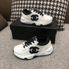 Load image into Gallery viewer, Children shoes
