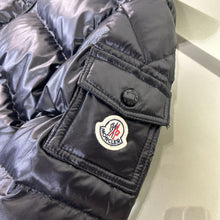 Load image into Gallery viewer, Children coat
