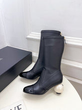 Load image into Gallery viewer, Mommy boots
