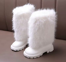 Load image into Gallery viewer, Children boots
