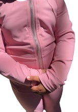Load image into Gallery viewer, Pink yoga set for kids Ready to ship 3-5 days shipping pocket zippers
