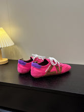 Load image into Gallery viewer, Mommy shoes
