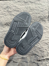 Load image into Gallery viewer, Children shoes
