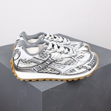 Load image into Gallery viewer, Mommy shoes
