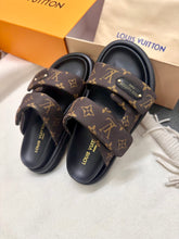 Load image into Gallery viewer, Mommy sandals
