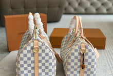 Load image into Gallery viewer, Mommy bag
