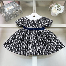 Load image into Gallery viewer, Dress
