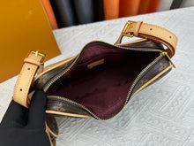 Load image into Gallery viewer, Mommy bag
