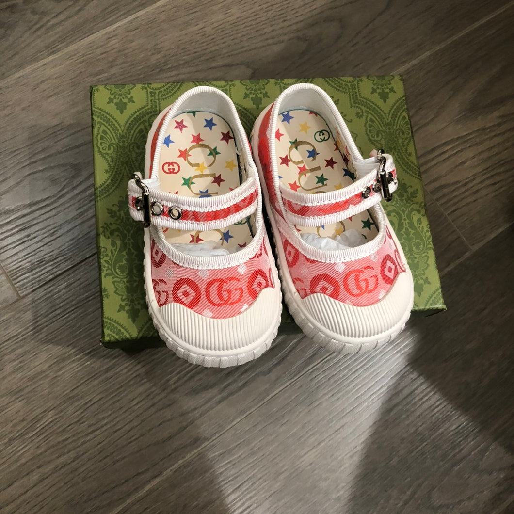 Baby shoes