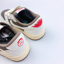 Load image into Gallery viewer, Children shoes
