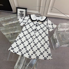 Load image into Gallery viewer, Children dress
