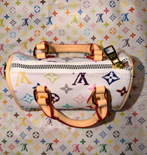 Load image into Gallery viewer, Children bag 24months - 12 years
