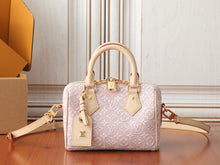 Load image into Gallery viewer, Mommy bag
