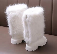 Load image into Gallery viewer, Children boots
