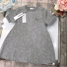 Load image into Gallery viewer, Children dress
