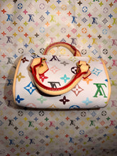 Load image into Gallery viewer, Children bag 24months - 12 years

