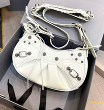 Load image into Gallery viewer, Mommy bag
