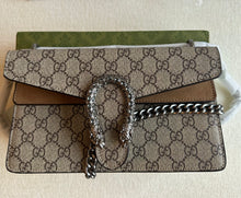 Load image into Gallery viewer, Mommy bag
