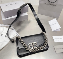 Load image into Gallery viewer, Mommy bag
