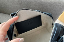 Load image into Gallery viewer, Mommy bag mini
