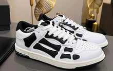 Load image into Gallery viewer, Mommy shoes
