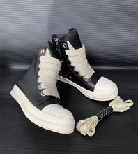 Load image into Gallery viewer, Mommy shoes
