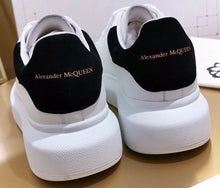 Load image into Gallery viewer, Mommy shoe
