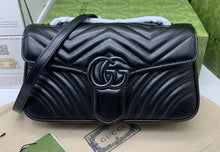 Load image into Gallery viewer, Mommy black bag
