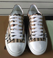 Load image into Gallery viewer, Mommy shoes
