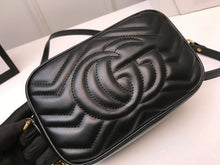 Load image into Gallery viewer, Mommy black shoulder bag
