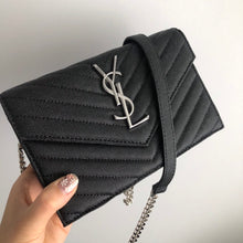 Load image into Gallery viewer, Mommy black bag w/ silver
