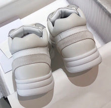 Load image into Gallery viewer, Mommy shoe
