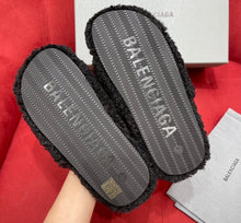 Load image into Gallery viewer, Mommy sandal
