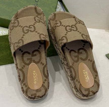 Load image into Gallery viewer, Mommy sandal
