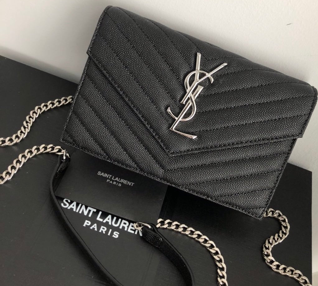 Mommy black bag w/ silver