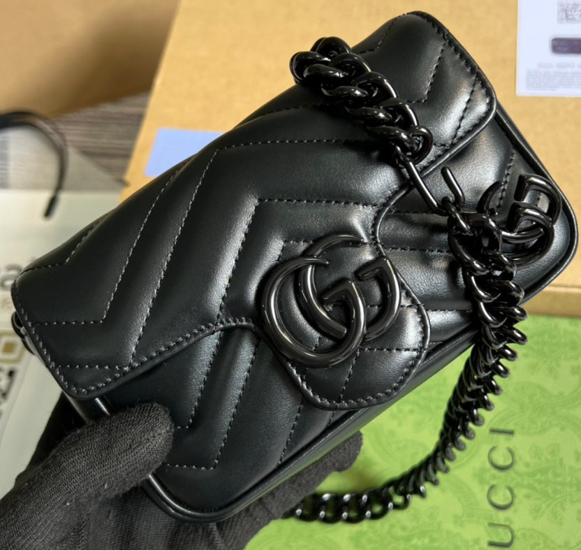 Black mommy bag