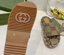 Load image into Gallery viewer, Mommy sandal
