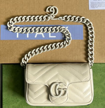 Load image into Gallery viewer, Mommy bag
