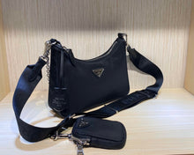 Load image into Gallery viewer, Mommy black bag
