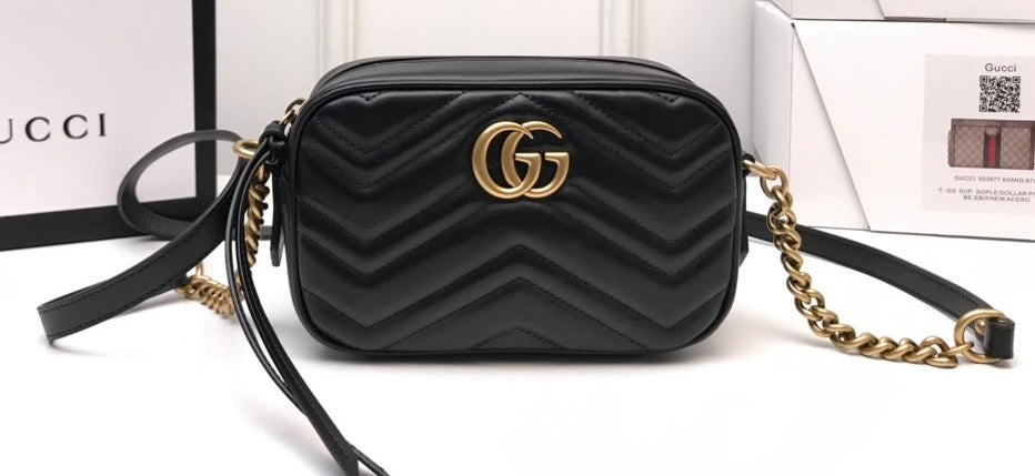 Mommy black shoulder bag